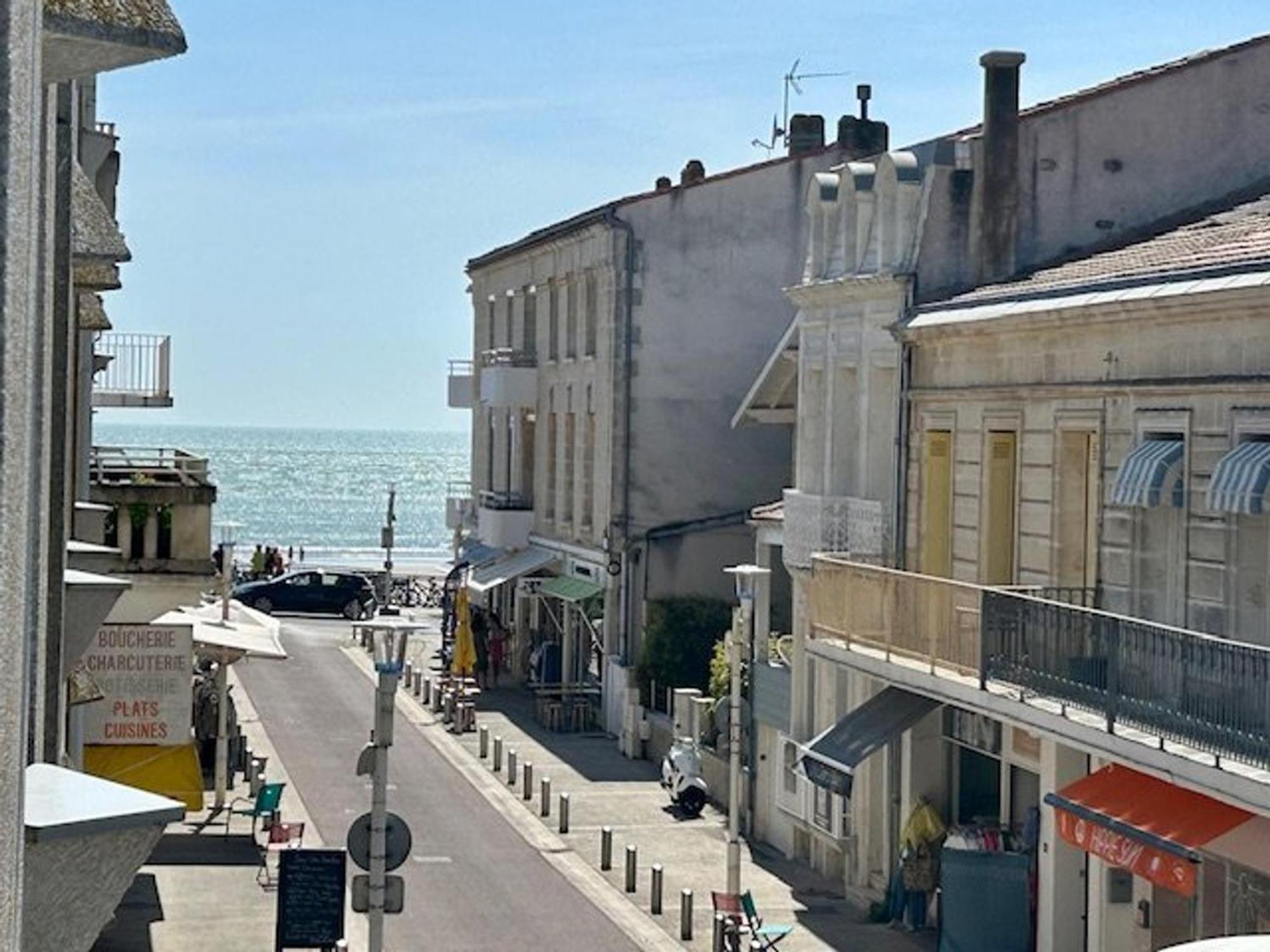 Appartement T2 A Royan, 4 Pers., Proche Plage Et Commerces, Parking, Balcon, Confortable Et Equipe - Fr-1-494-60 외부 사진